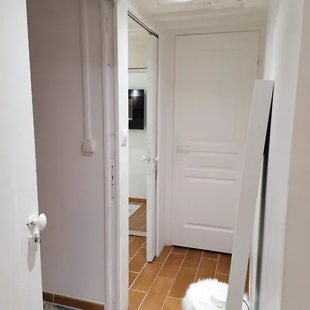 Majestique Guest house 4*